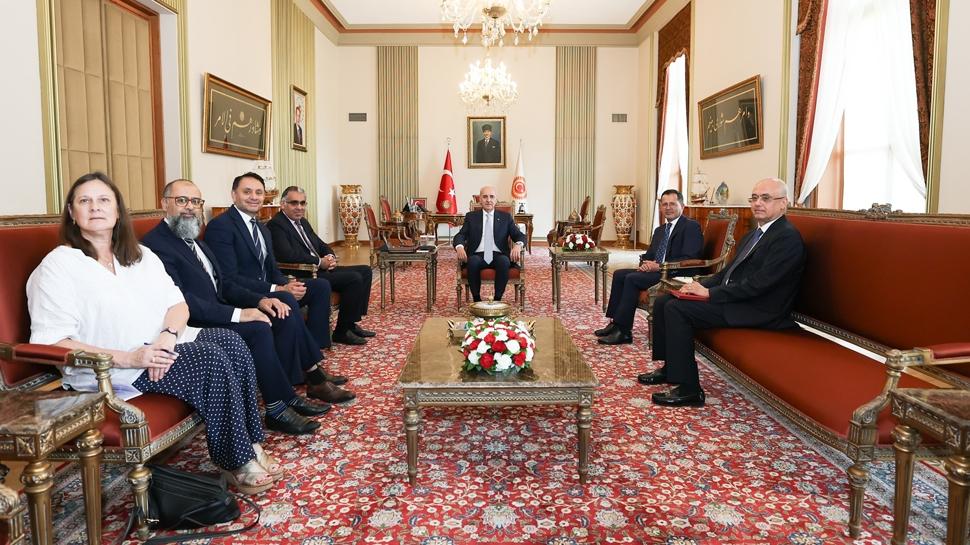 TBMM Başkanı Kurtulmuş, Birleşik Krallık-Türkiye Parlamentolar Arası Dostluk Grubu Başkanı Ali'yi kabul etti
