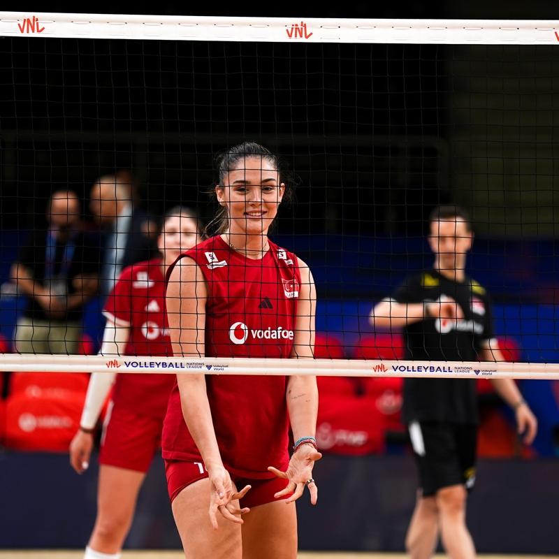 Voleybol Federasyonu'ndan Zehra G�ne� a��klamas�!