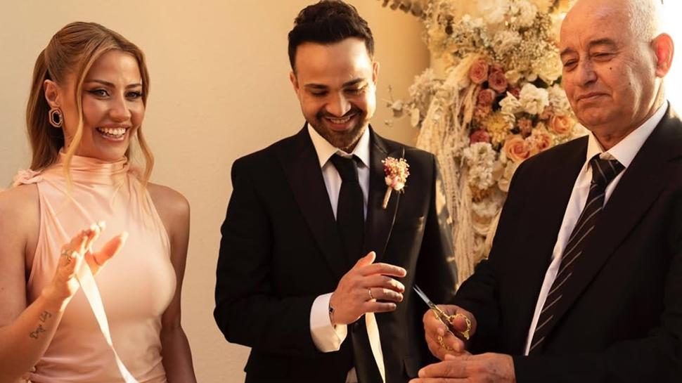 Derya Uluğ ile Asil Gök evlilik yolunda ilk adımı attı! İşte nişandan kareler...
