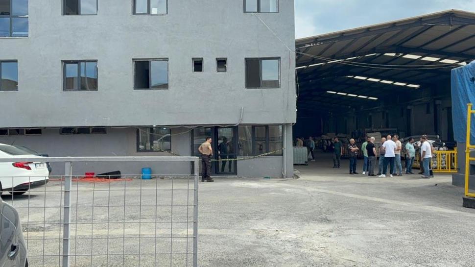 Fabrikayı kana buladılar! Tartışma ölümle bitti