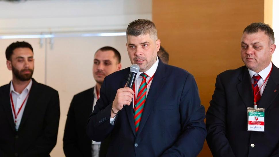 Kar��yaka'n�n yeni y�netimini yo�un mesai bekliyor