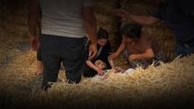 Ayd�n'da ilgin� kaza: Yolda y�r�yen ki�inin �st�ne balya d��t�