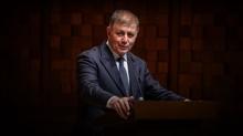 �zmir B�y�k�ehir Belediye Ba�kan� Cemil Tugay CHP'den istifa etti