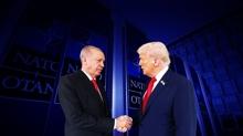 Trump'tan Ba�kan'a �zel telefon: ''NATO'ya senin i�in kat�laca��m''