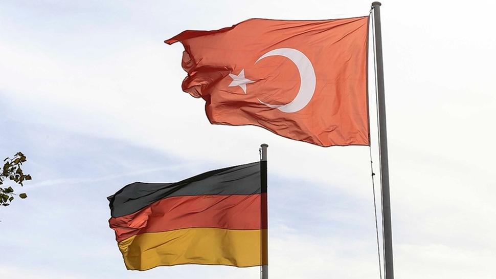 Türkiye ile Almanya masaya oturuyor