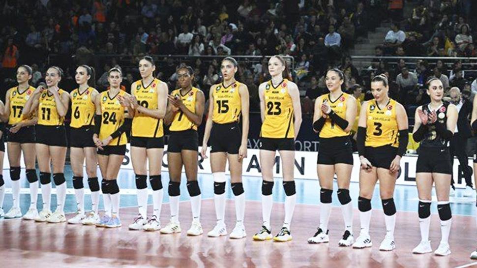 VakıfBank'tan 11 oyuncu için karar