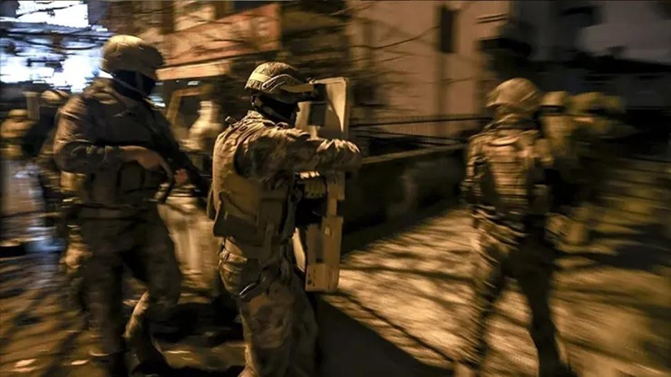 Zehir tacirlerine kaçacak yer yok! 45 ilde 352 şüpheli yakalandı