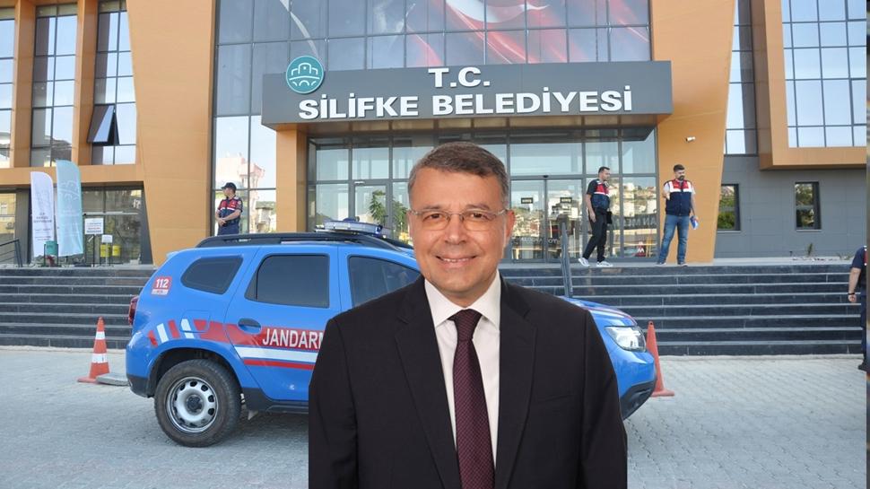 Başkan Turgut da gözaltında! Silifke Belediyesi'ne operasyon