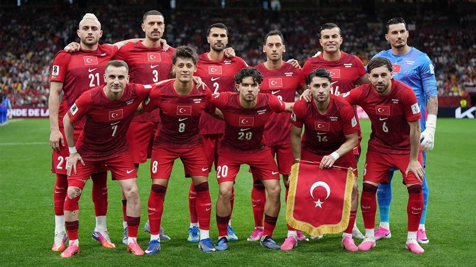 Haydi Çocuklar! Milliler ayağa kalkmak için sahada