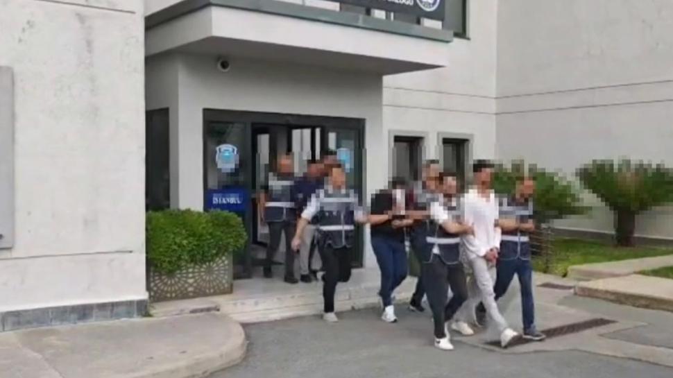İstanbul Havalimanı'nda "hanutçulara" operasyon! 21 şüpheli sevk edildi