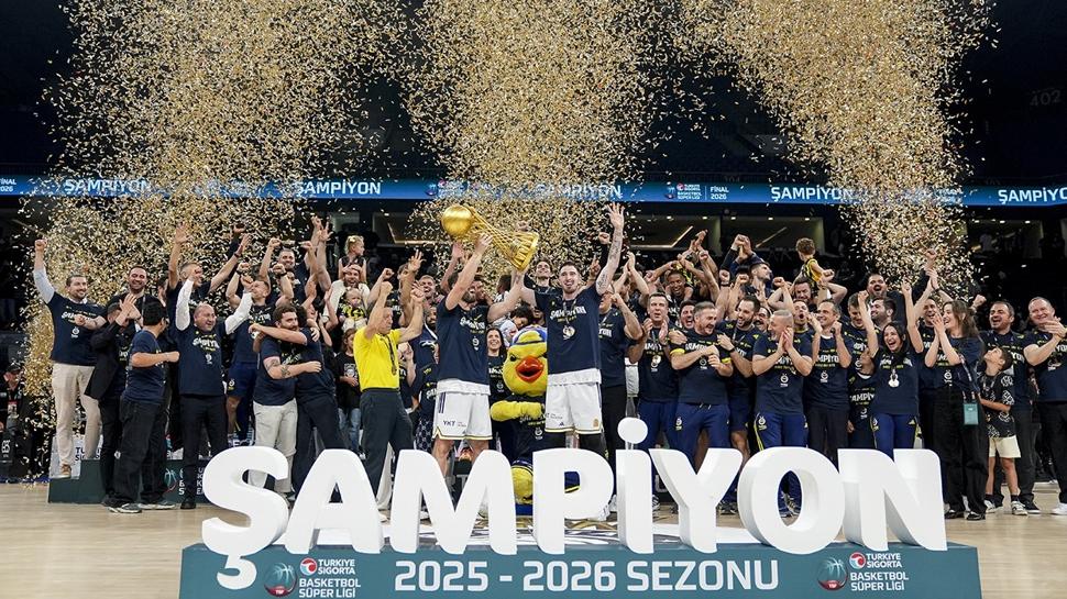 �ampiyon Fenerbah�e Beko! Finalde Be�ikta�'� devirdi