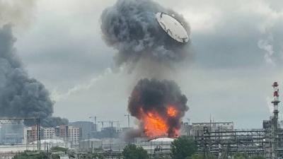Kiev'den Moskova'ya en a��r sald�r�! Petrol rafinerisi vuruldu