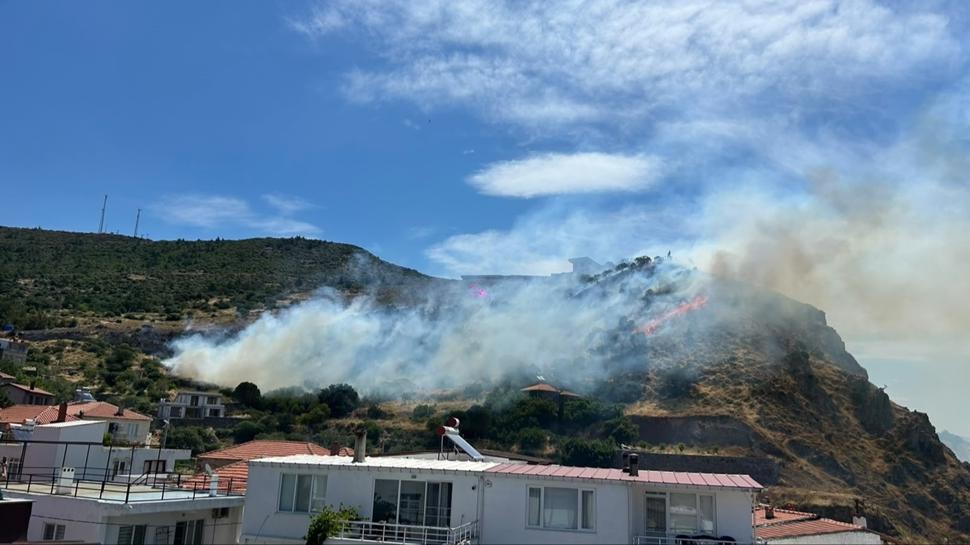 Çanakkale'de tarım arazisi yangını