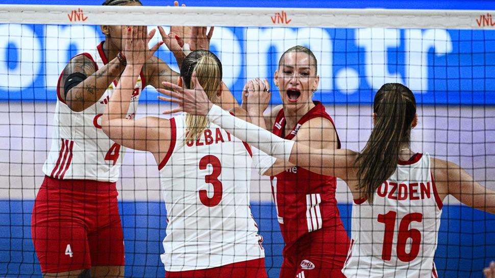 MAÇ SONUCU: Türkiye 3-2 Almanya