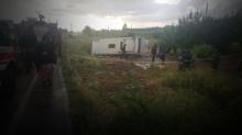Isparta'da feci kaza: Minib�s �arampole yuvarland�, 4 ki�i hayat�n� kaybetti