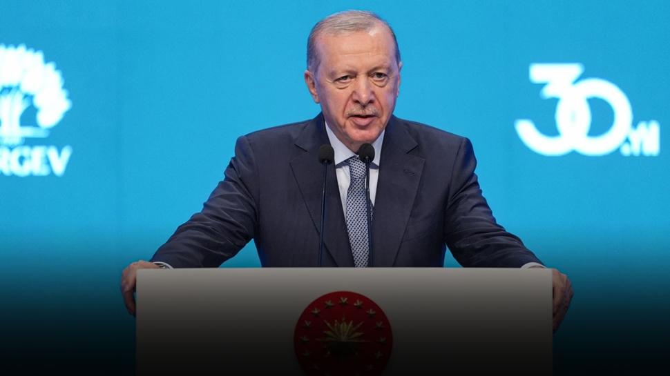 T�RGEV 30. Kurulu� Y�l D�n�m� Program�... Ba�kan Erdo�an: 'CHP'nin gen�lik gibi bir derdi yok'