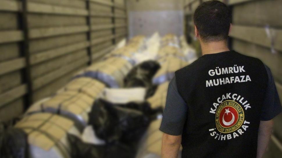 Zehir tacirlerine ağır darbe! 8 milyarlık uyuşturucu yakalandı