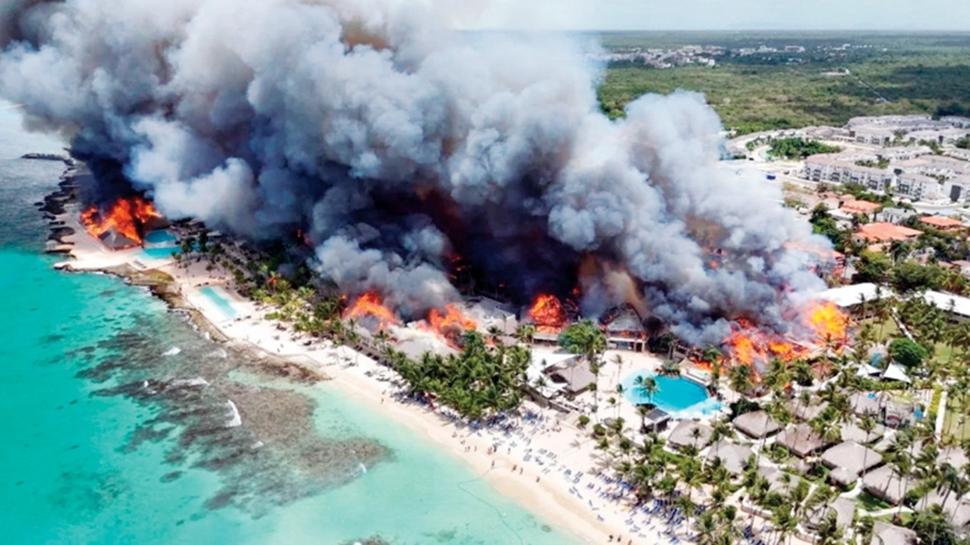Dominik'te yang�n felaketi! Turistlerin tatili k�l oldu