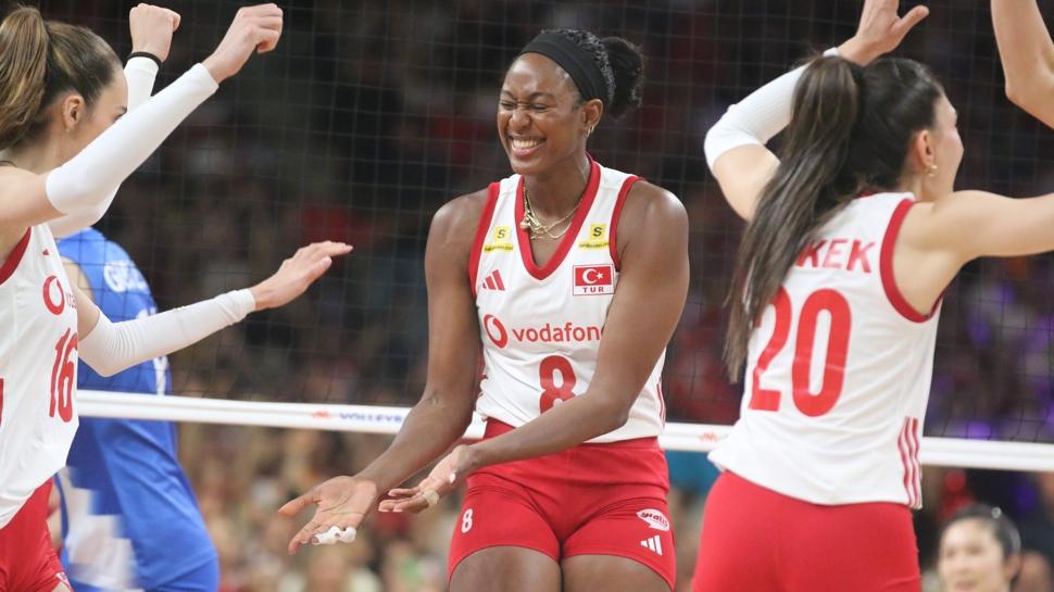 Filenin Sultanları, VNL'nin ikinci haftasında 4'te 4 yaptı