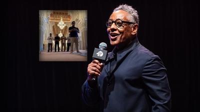 Breaking Bad'in y�ld�z� Giancarlo Esposito M�sl�man oldu!