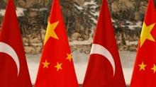 Pekin'de T�rkiye r�zgar�! Yat�r�mc�larla kritik bulu�ma
