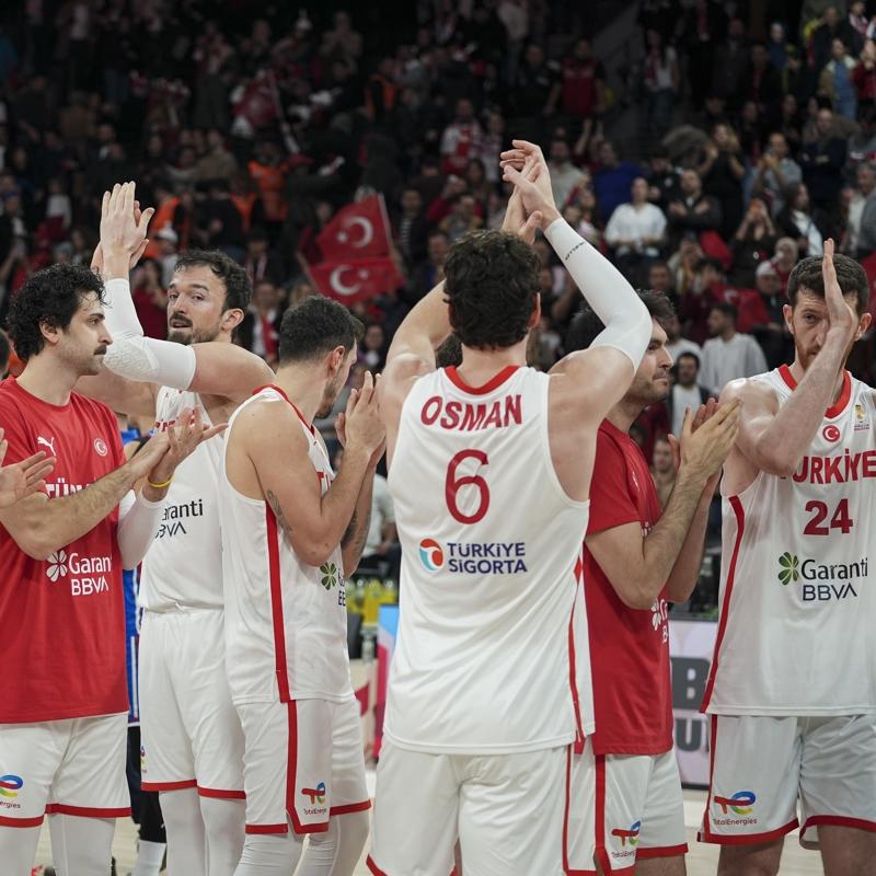 12 Dev Adam, 'g�� s�ralamas�nda' zirvede!