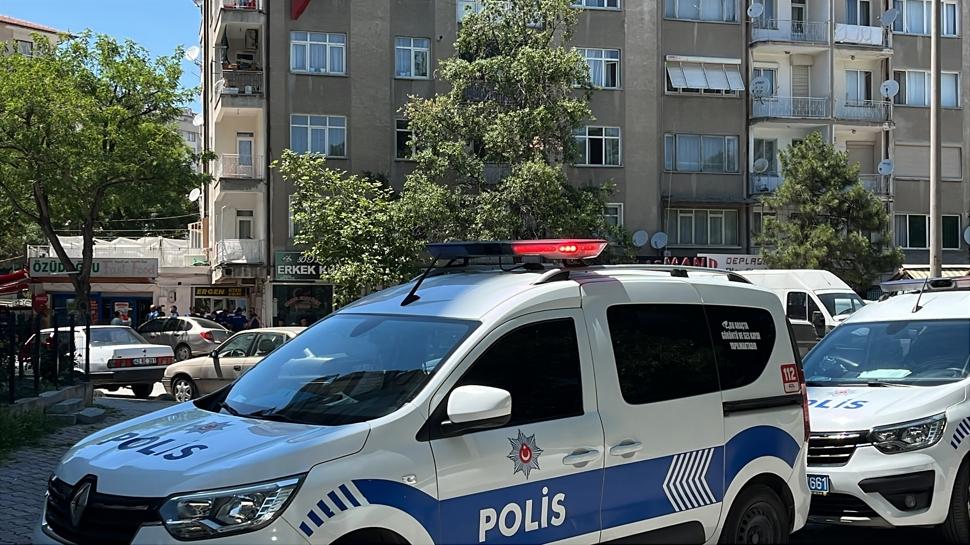 Apartmanda dehşet! Tartıştığı apartman yöneticisini bıçakladı