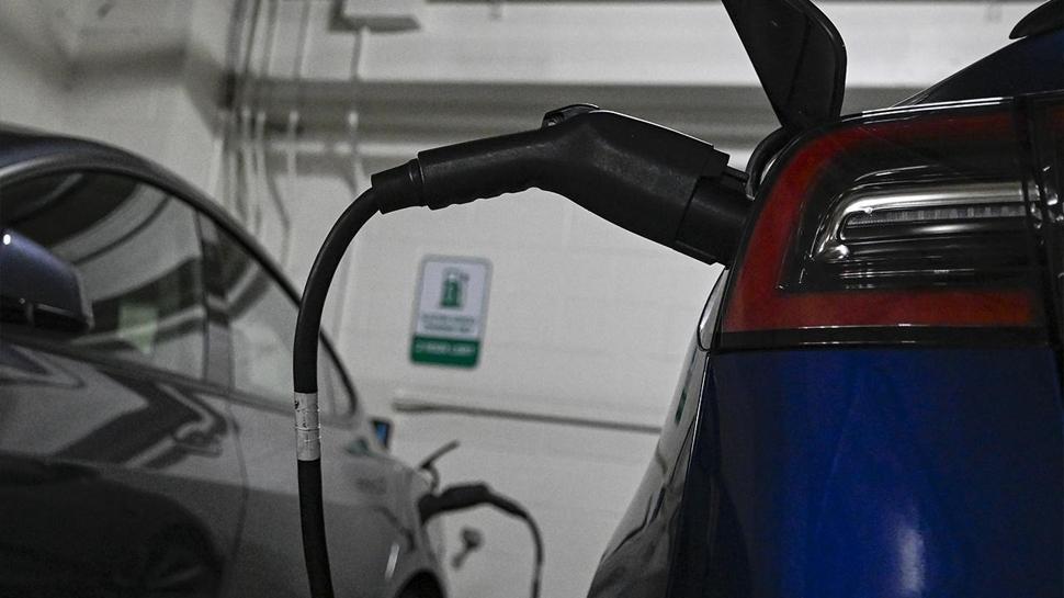 Elektrikli otomobil sayısı 450 bine yaklaştı