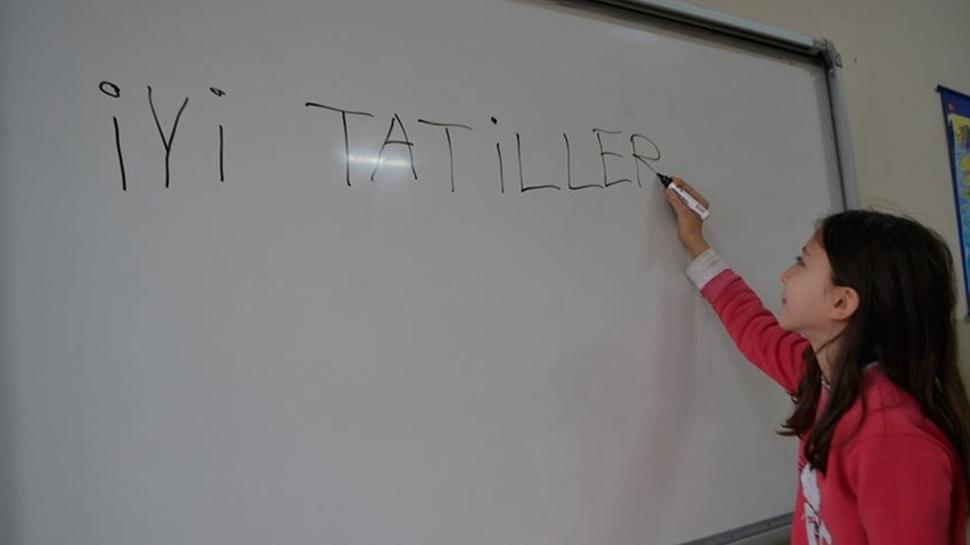 Karne günü belli oldu! Okullarda yaz tatili başlıyor