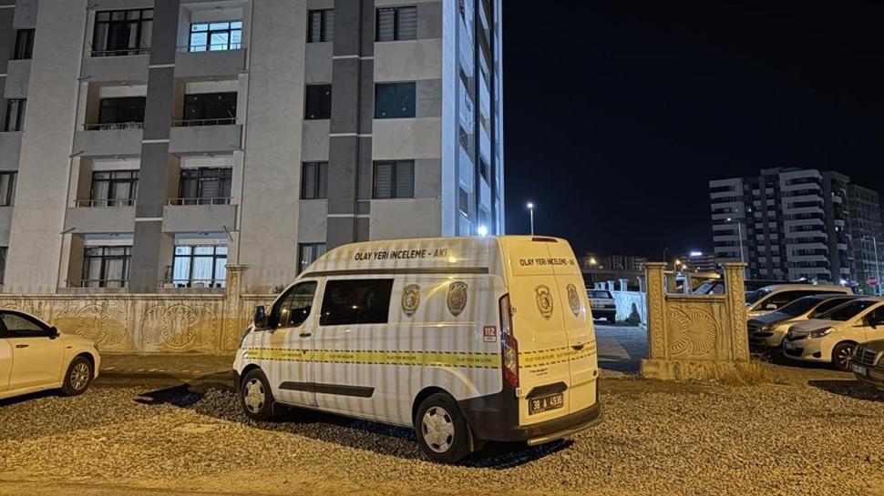 Kayseri'de bıçaklar konuştu! Biri can verdi, ikisi hastanelik oldu