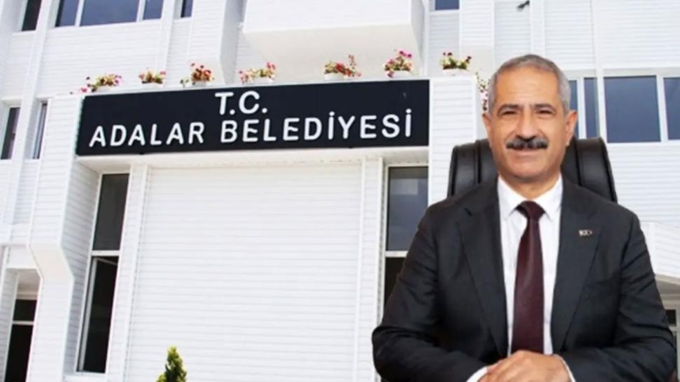 Makam odas�nda 200 bin TL r��vet!
