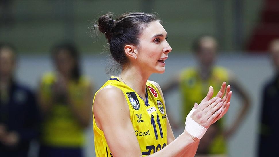 Naz Aydemir Akyol, 8 yıl sonra VakıfBank'a geri döndü