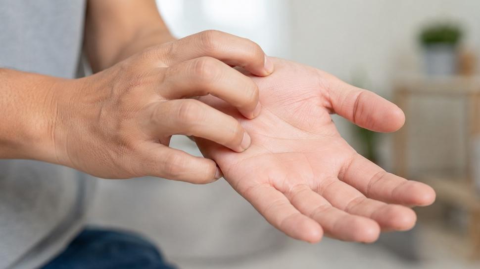Sağ el avuç içi kaşınınca ne oluyordu?