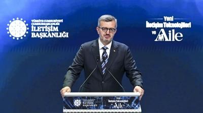�leti�im Ba�kan� Duran'dan 'aile' vurgusu: Nesillerin yeti�mesinde hayati bir �neme sahip