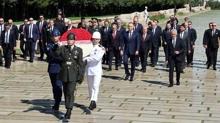 Nawrocki, An�tkabir'i ziyaret etti