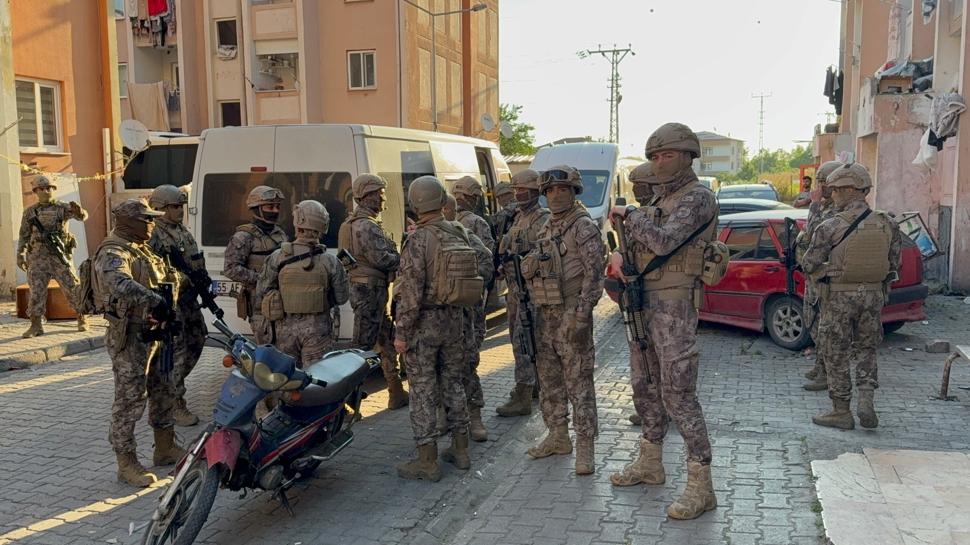 Yasa dışı bahis şebekesine şafak baskını: 7 ilde 67 kişi gözaltına alındı
