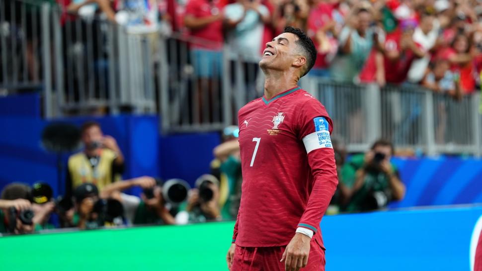 CR7 tarihe geçti Portekiz farka koştu
