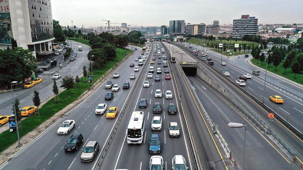 İstanbul'da sürücülere uyarı: Küçükçekmece'de bazı yollar trafiğe kapatılacak