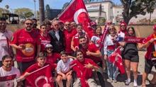 Bizim �ocuklar, Los Angeles'ta