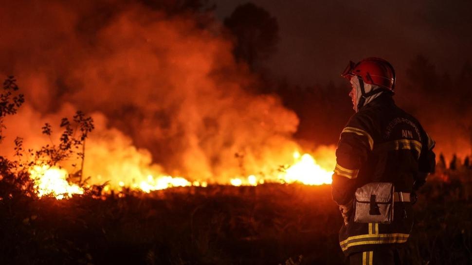 Aşırı sıcaklar Fransa'yı vurdu: 48 vilayete turuncu alarm verildi
