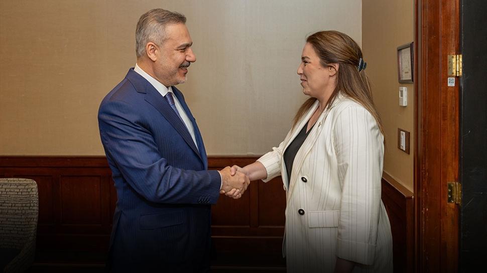 Bakan Fidan Kanadalı milletvekili Şima Açan'ı kabul etti
