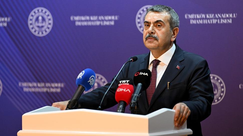 Bakan Tekin: Kararları öğretmenlerimizle alıyoruz