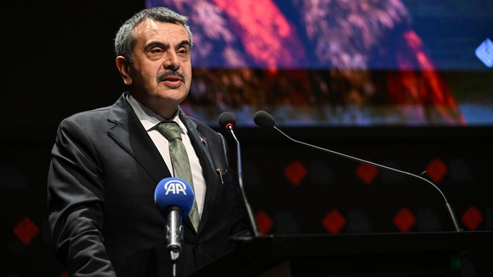 Bakan Tekin tartışmalara noktayı koydu: Sınav sisteminde değişiklik yok