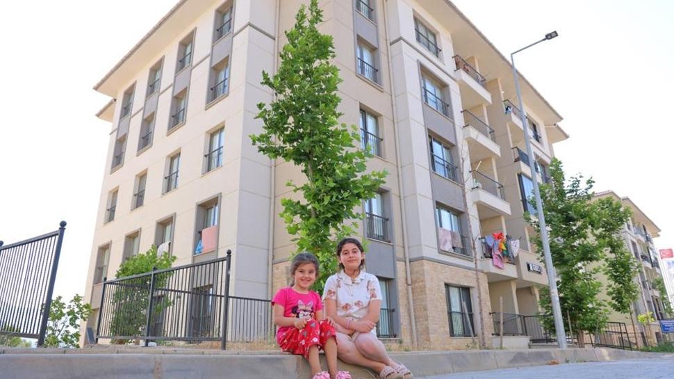 Baykar Konutları sıcak yuvaları oldu! Depremzedeler minnetlerini dile getirdi: Baba oğula vermez bu fiyata