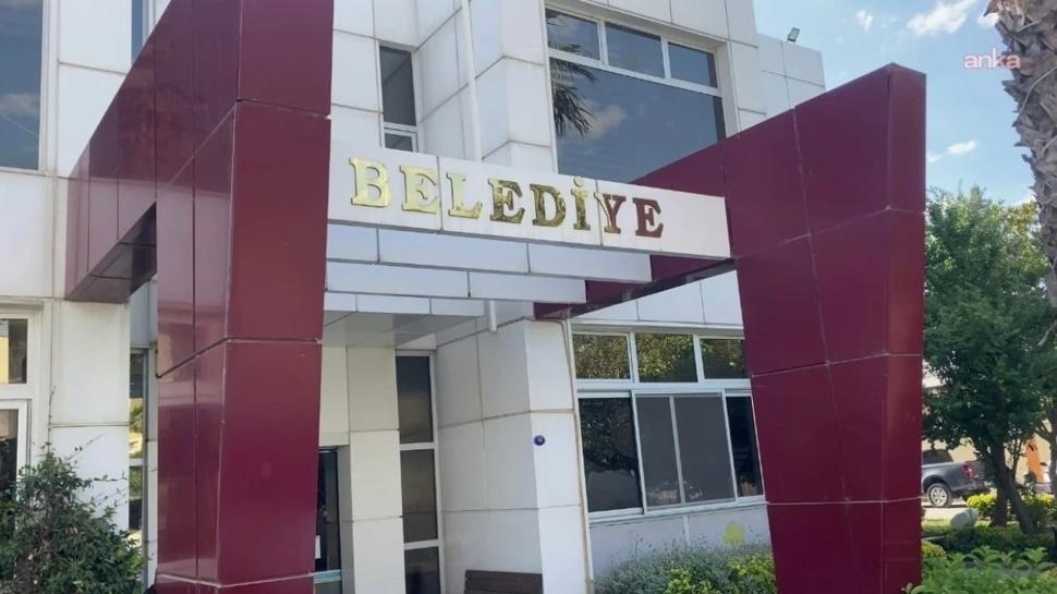 �zmir'de Seferihisar ve Bal�ova il�e belediyelerine operasyon! Belediye ba�kanlar� g�zalt�nda