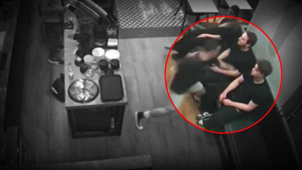 Kadıköy'de akıl almaz saldırı: Durduk yere çalışana yumruk attı