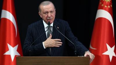 Ba�kan Erdo�an'dan sosyal medya uyar�s�: �ov pe�inde olmak muhalefetin tarz�