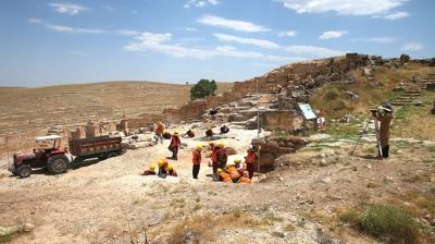 D�nya arkeolojisinde bir ilk! Mithras Tap�na��'nda 1700 y�ll�k 'kutsal m�h�r' ke�fedildi