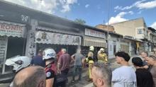 Edirne'de i� yeri yang�n�nda vatanda�lar yo�urt kovalar�yla alevlere m�dahale etti