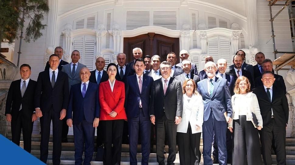Bakan Kurum, TBB üyeleriyle görüştü